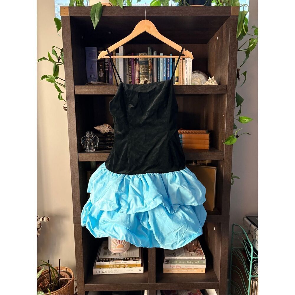 NWOT Miscreants London Black Velvet & Blue Ruffle Mini Dress Sample Size US 4